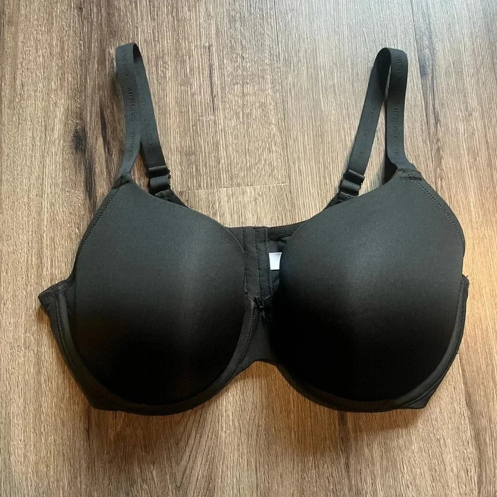 Lane Bryant Cacique Cooling Plunge Bra Black